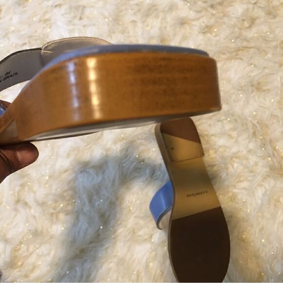 Lands End Blue & White Dressy Flip Flop Sandals - Picture 7 of 9